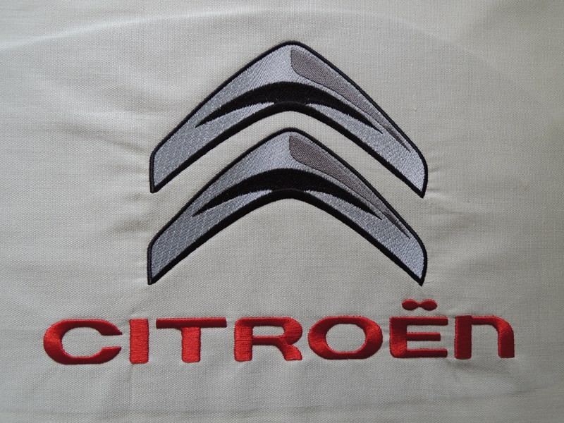 Logo Citroën Sponsort brodé