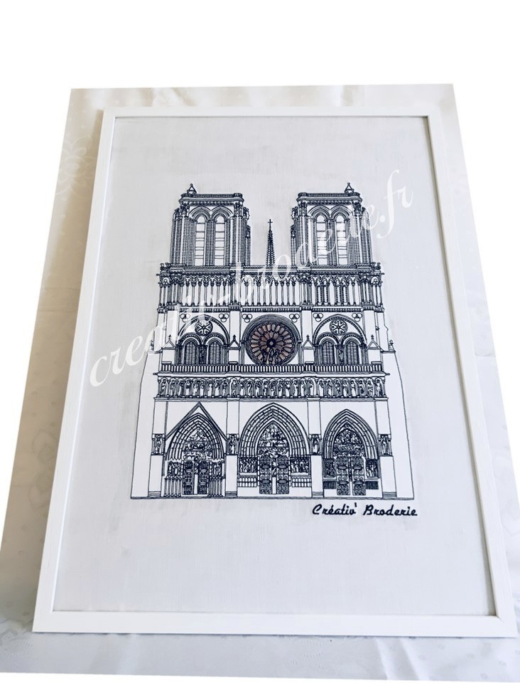 Tableau brodé Notre Dame de Paris